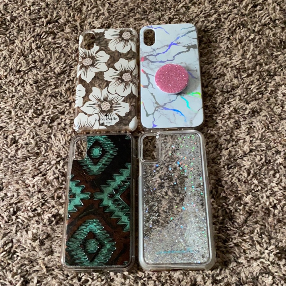 Lot of iPhone X cases.